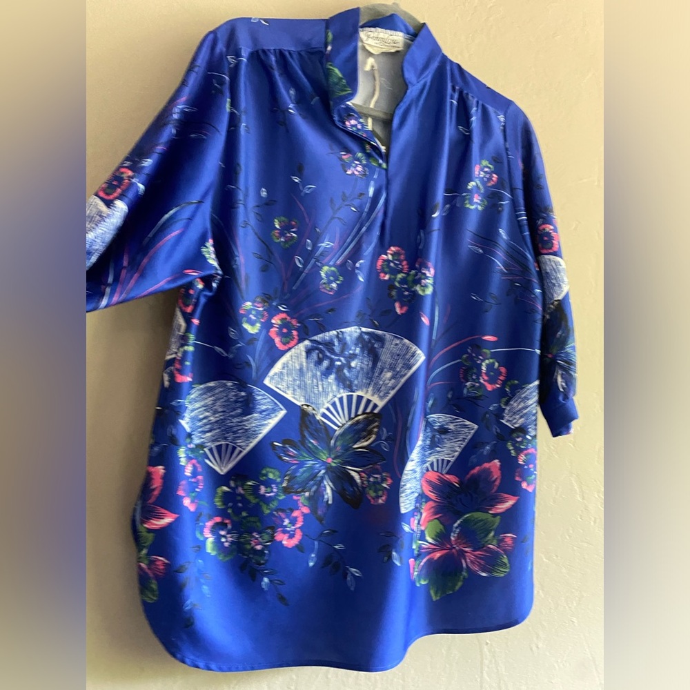 Floral Blue Women's Top vintage